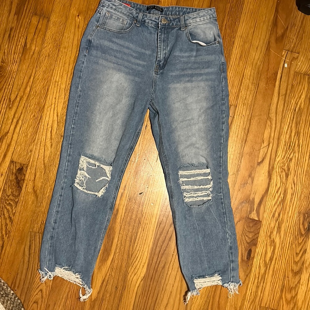 Women’s High Rise Ripped Jeans